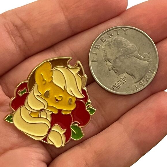My Little Pony Apple Jack Kawaii Chibi Enamel Pin - Picture 4 of 9